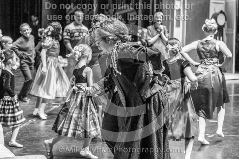27145730-R3-104328