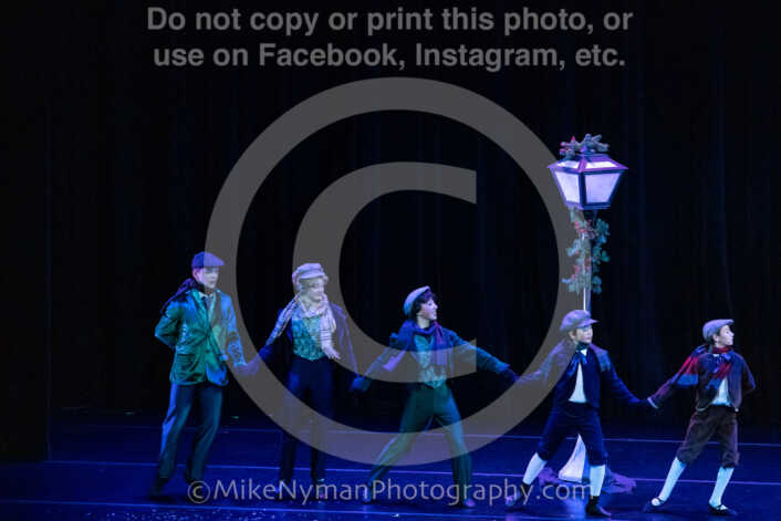 20251220180810-EQ7A0019