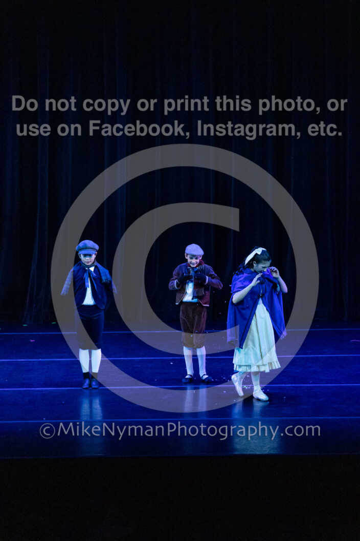 20251220180823-EQ7A0025