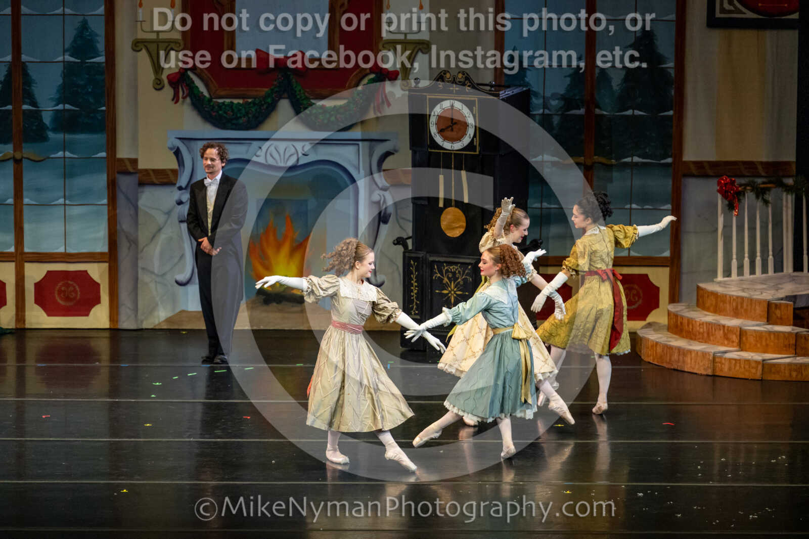 20251129191006-R62-129105