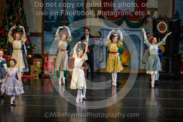 20251129191157-R62-129162