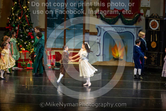 20251129191352-R62-129257