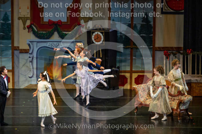 20251129191430-R62-129295