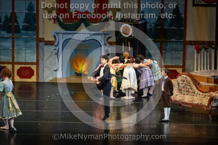 20251129191503-R62-129325