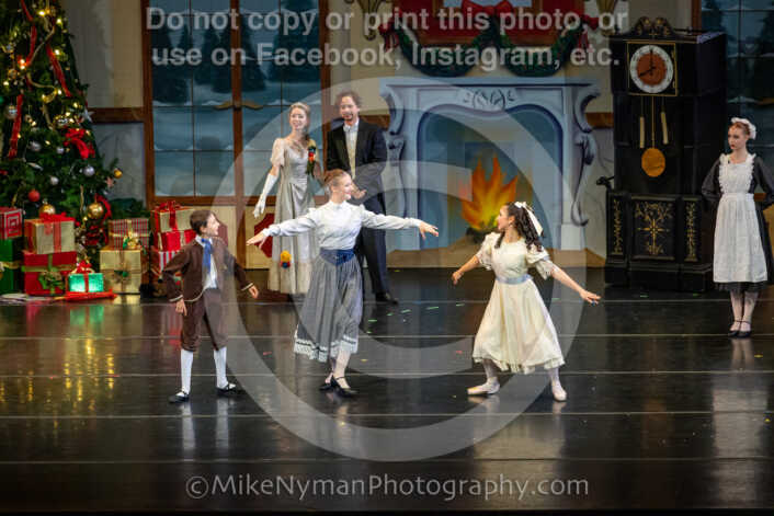 20251129191612-R62-129382