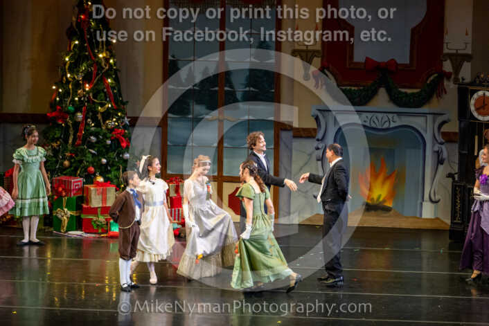 20251129191652-R62-129399