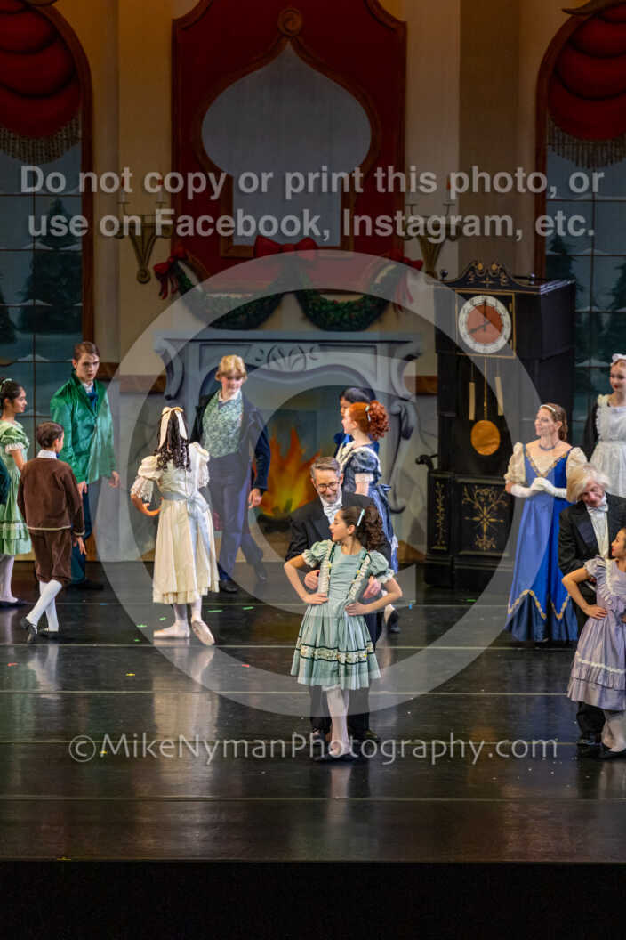 20251129191726-R62-129421