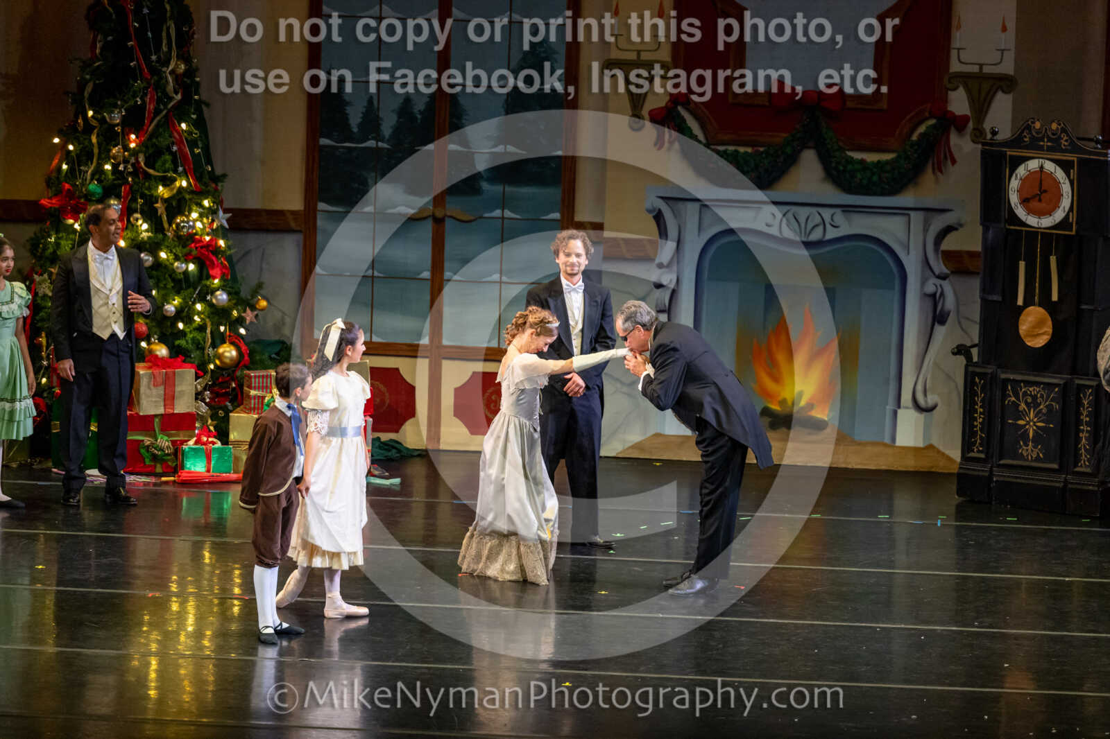 20251129191845-R62-129477