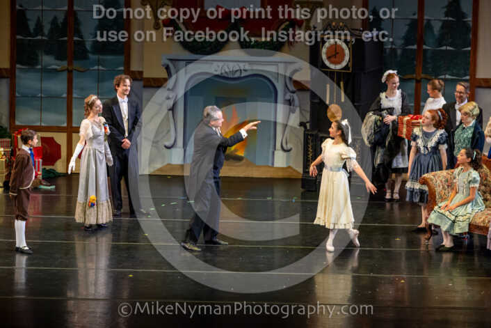 20251129191852-R62-129481