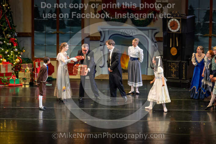 20251129191918-R62-129494