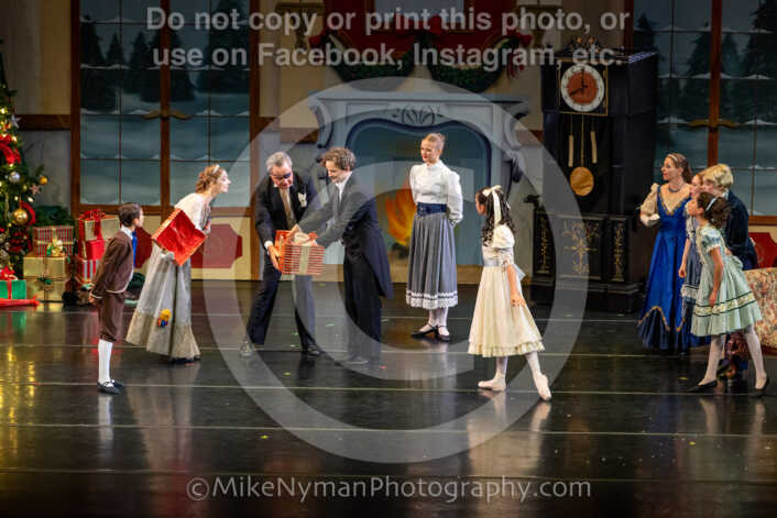 20251129191919-R62-129495