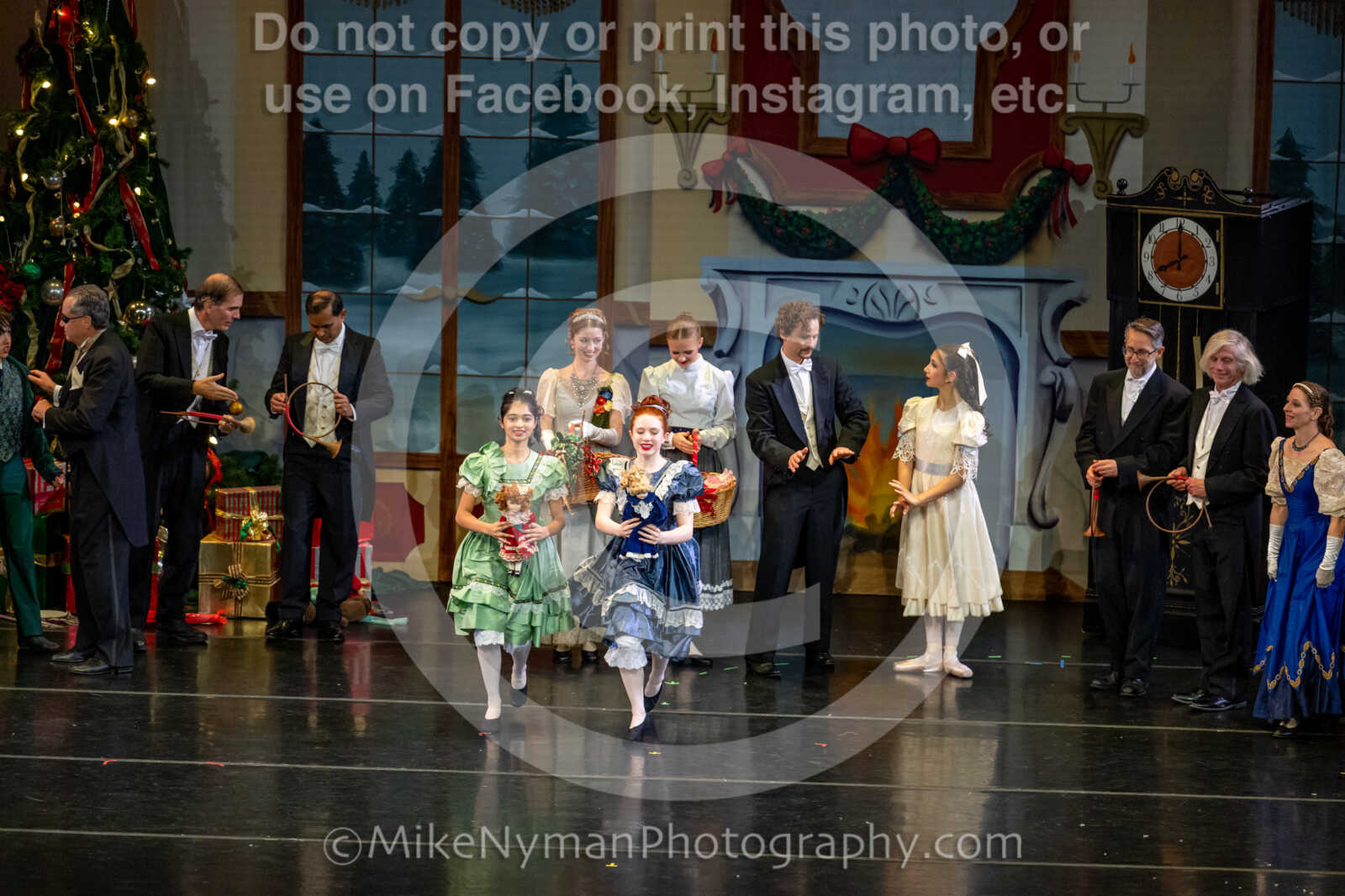 20251129192445-R62-129758