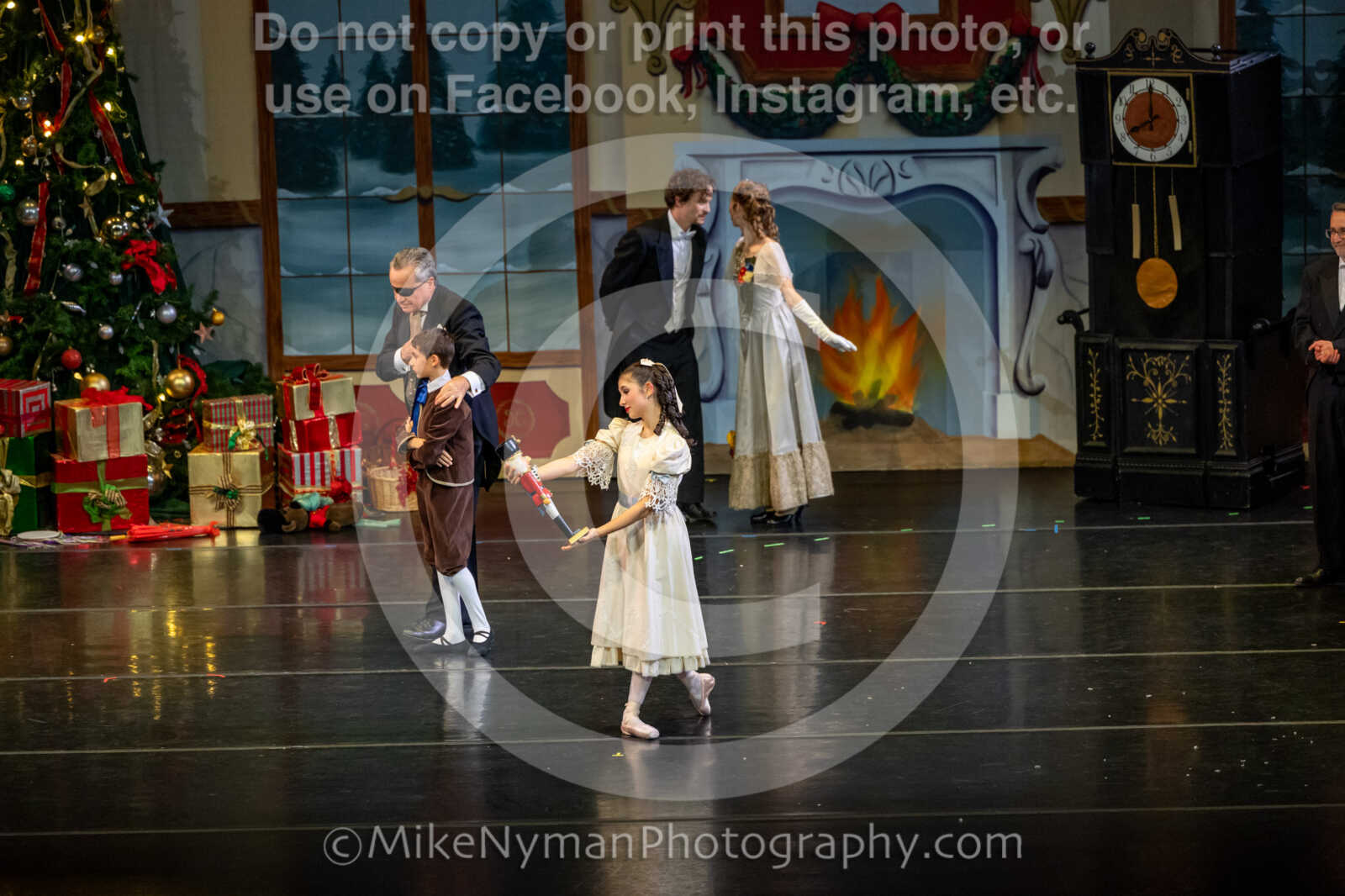 20251129192535-R62-129789