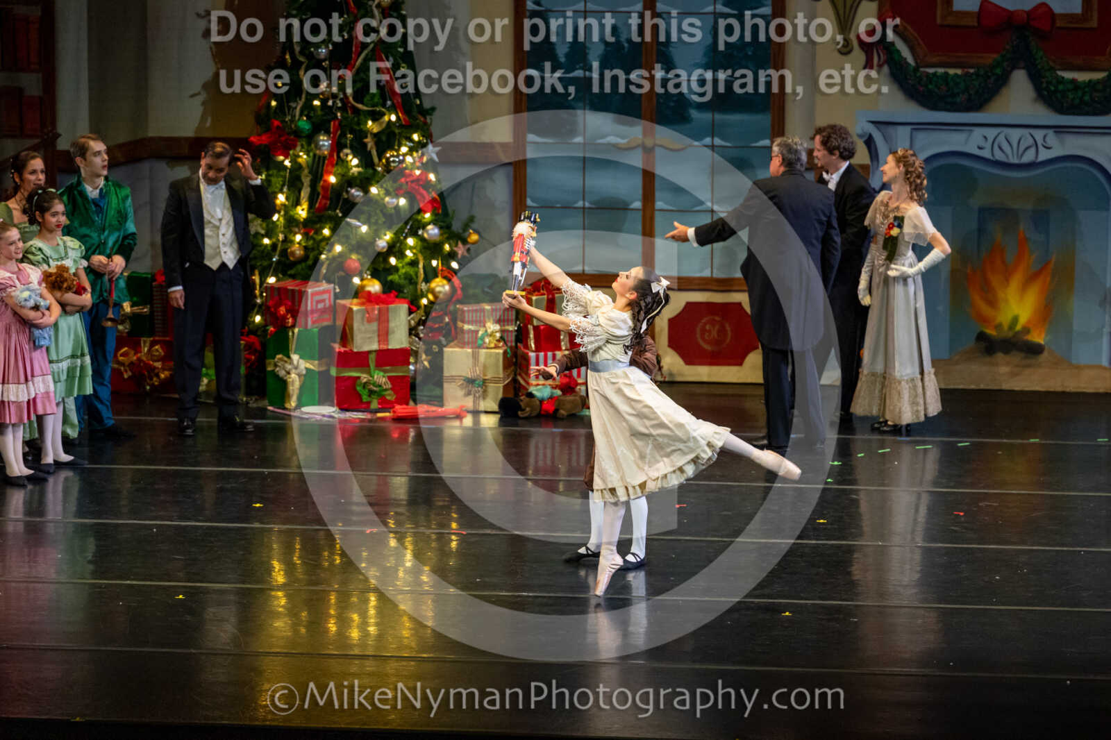 20251129192600-R62-129811