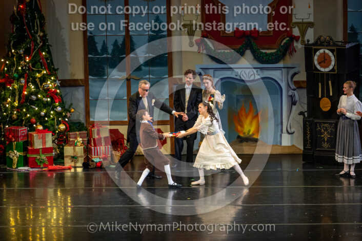 20251129192611-R62-129822