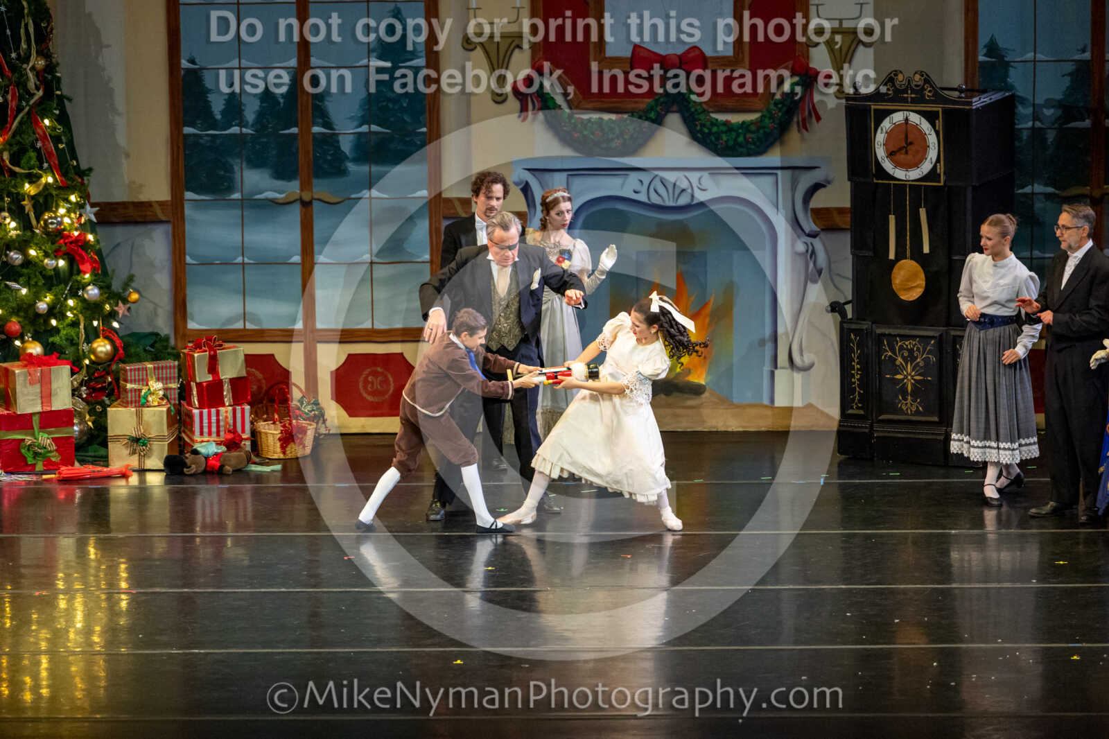 20251129192613-R62-129823