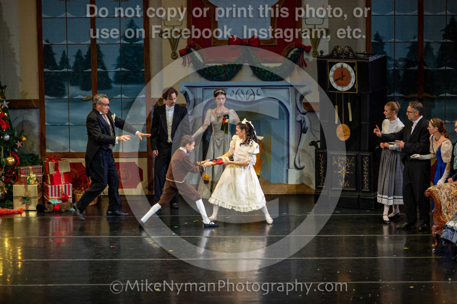 20251129192643-R62-129852