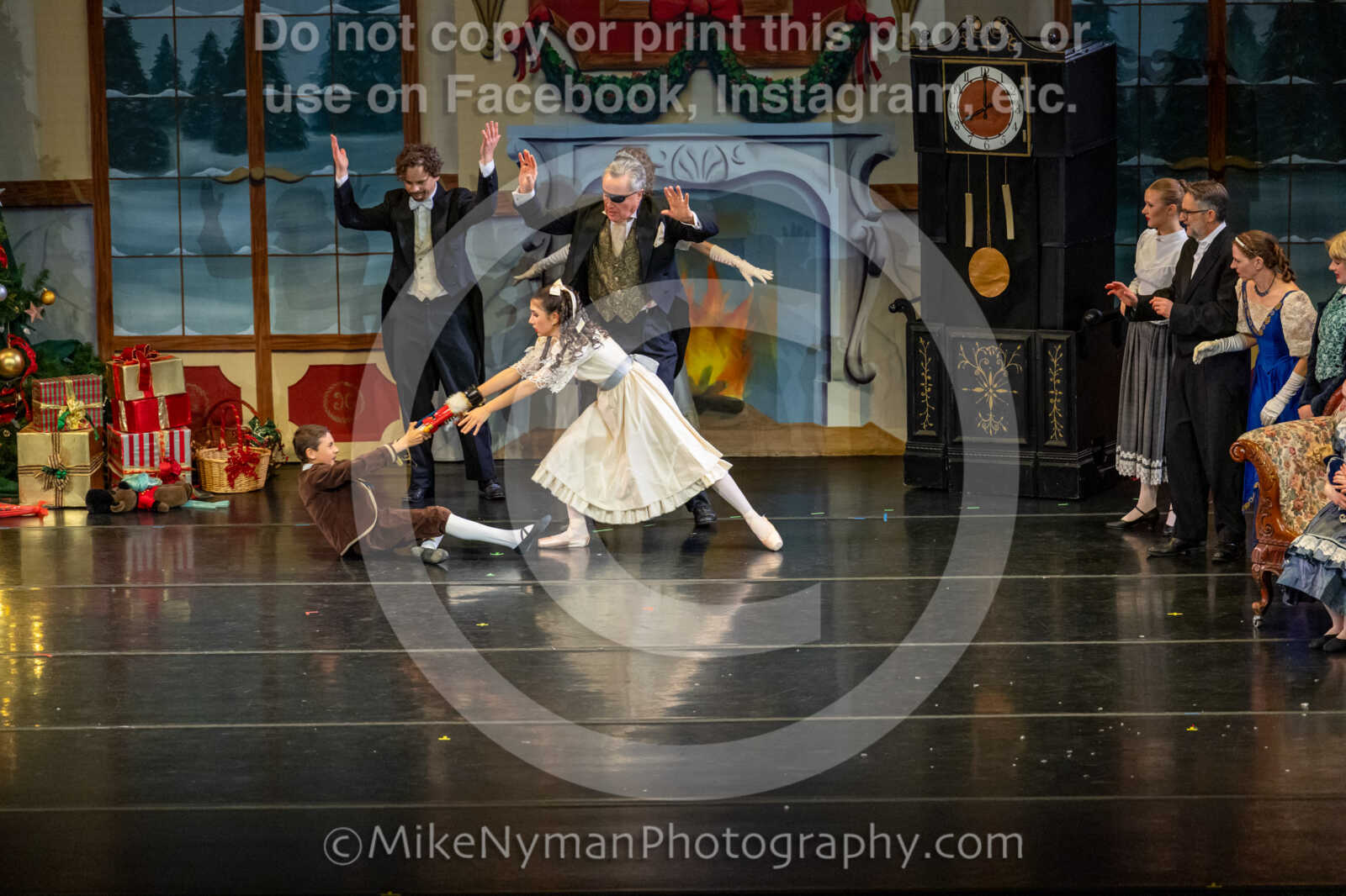 20251129192645-R62-129859