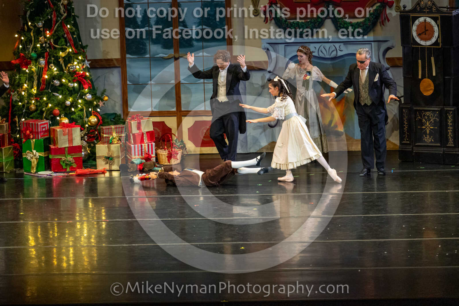 20251129192647-R62-129860