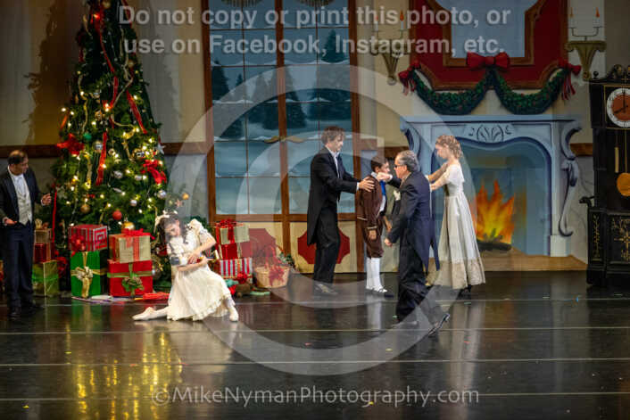 20251129192653-R62-129862