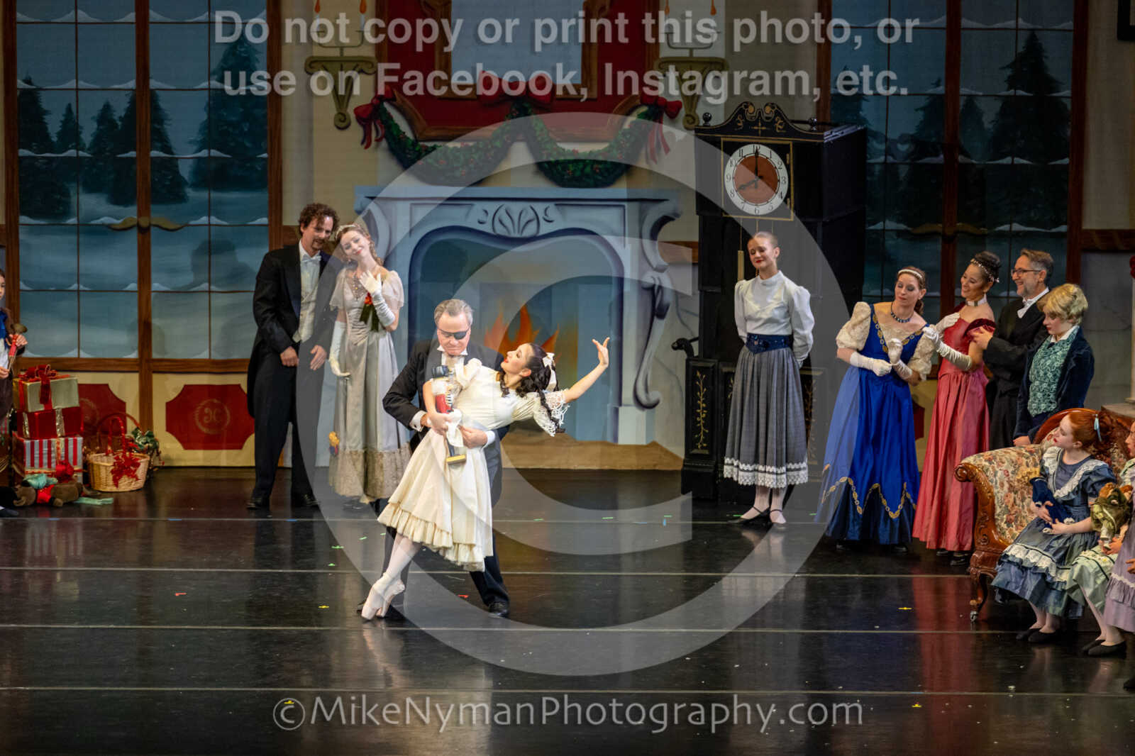 20251129192717-R62-129872