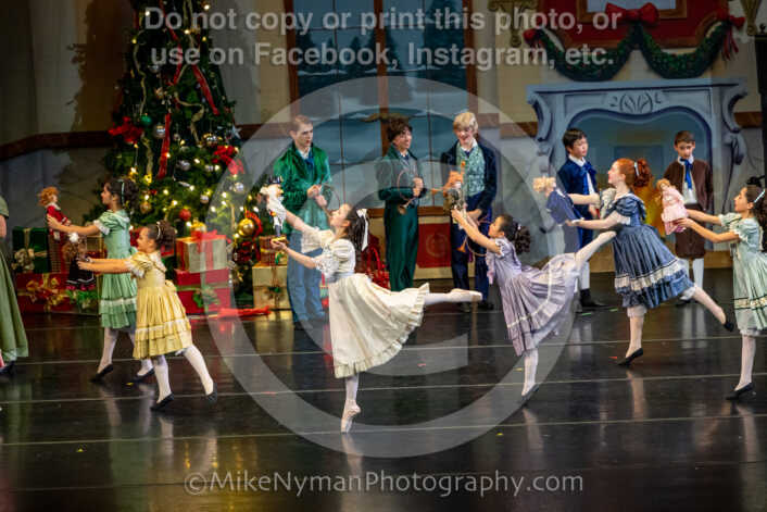 20251129192749-R62-129889