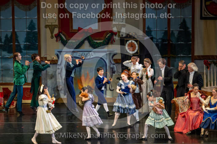 20251129192803-R62-129898