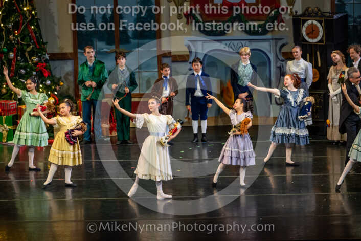 20251129192843-R62-129944