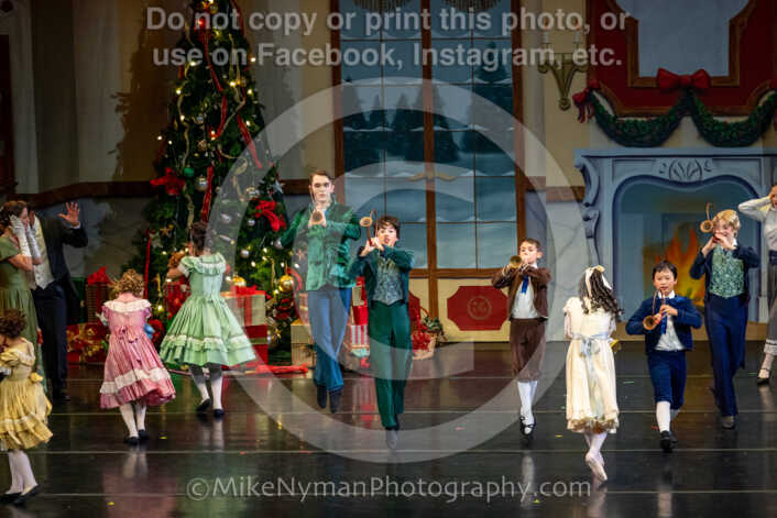 20251129192849-R62-129946