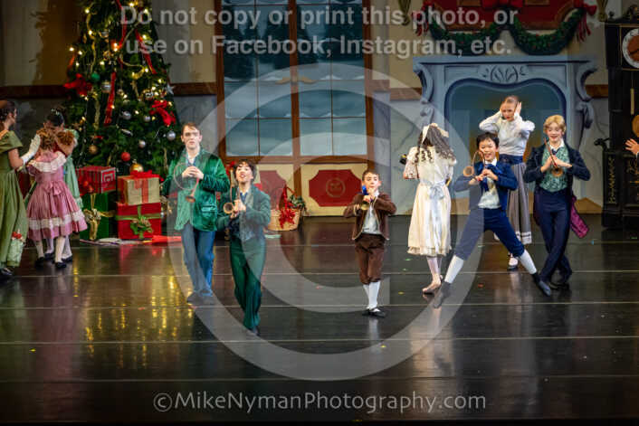 20251129192850-R62-129950