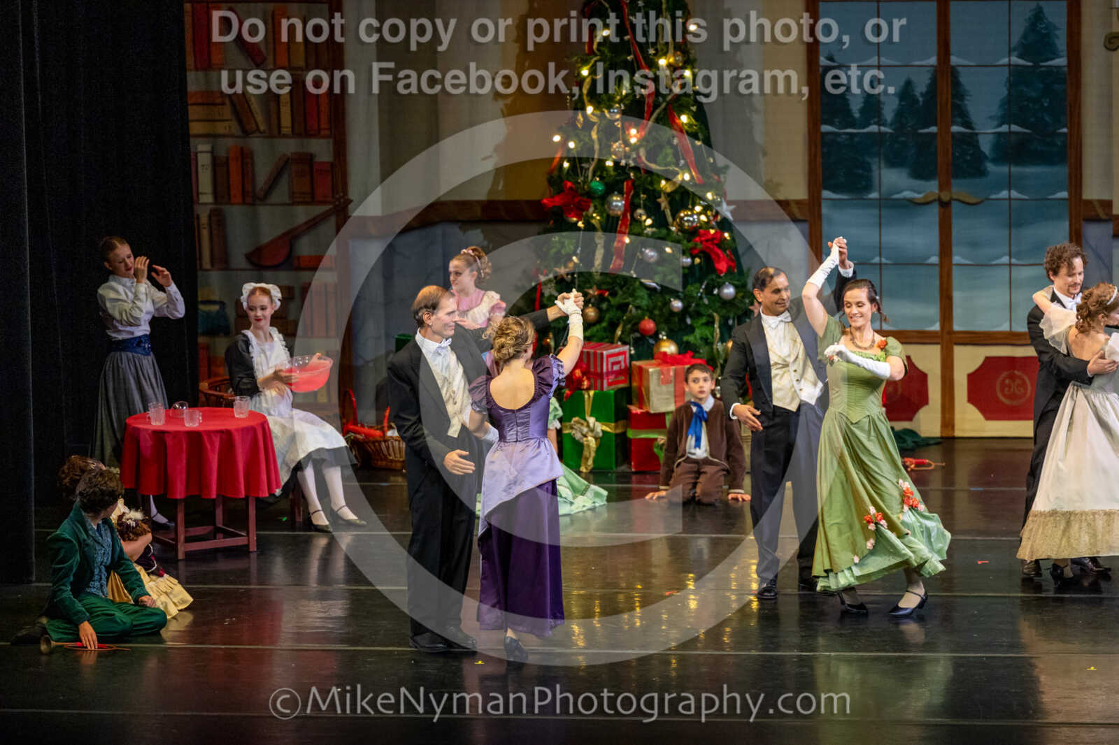 20251129193016-R62-130018