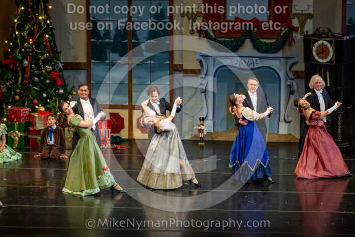 20251129193019-R62-130021