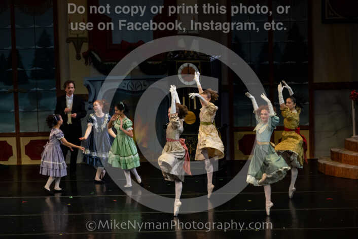 20251220180957-EQ7A0049