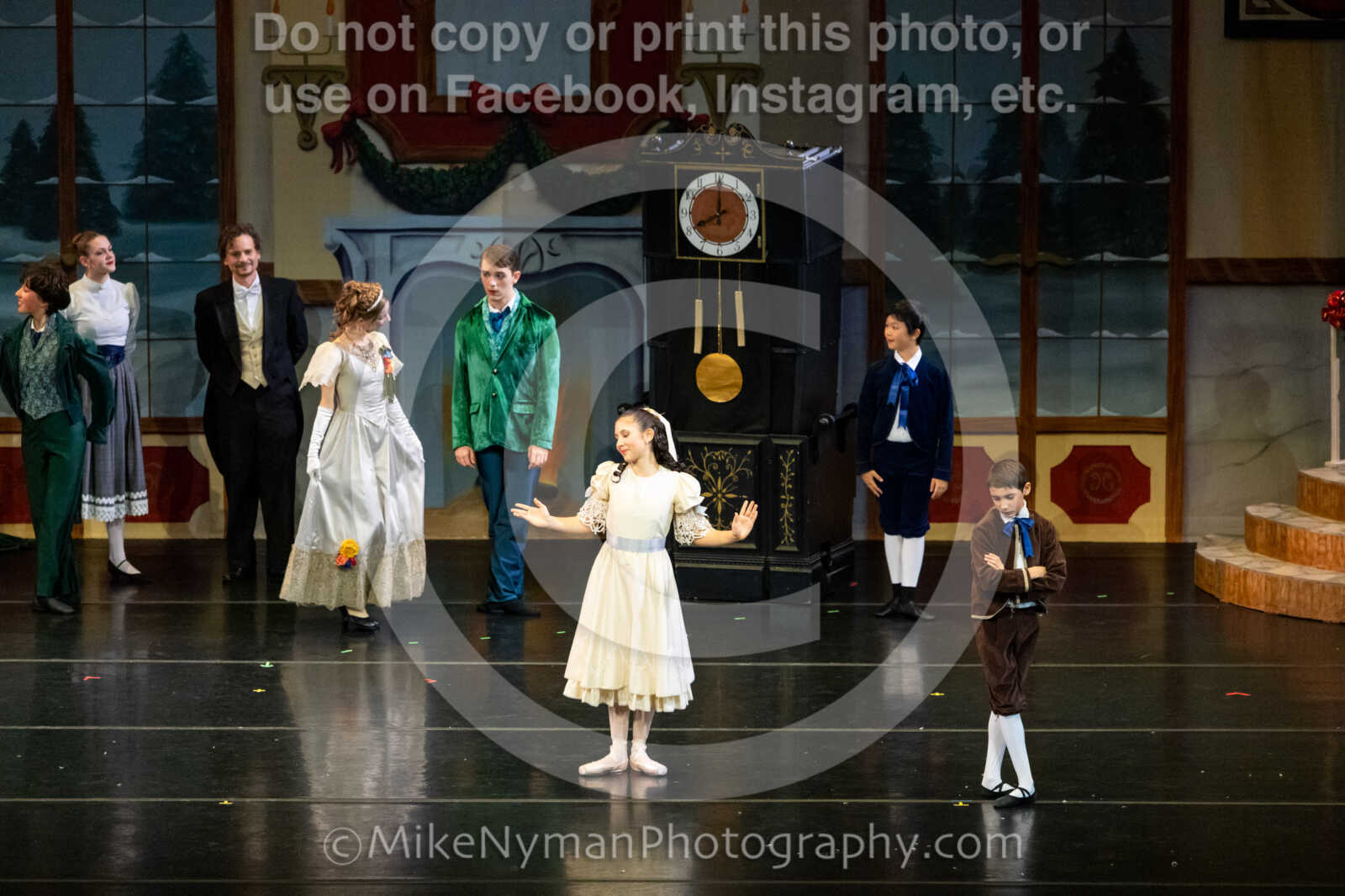 20251220181036-EQ7A0065