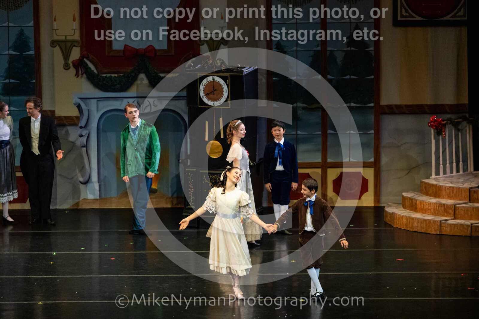 20251220181039-EQ7A0067