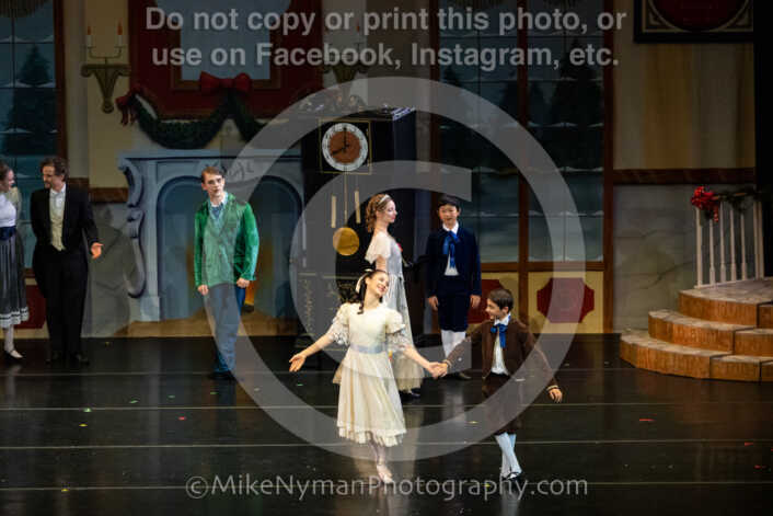 20251220181039-EQ7A0067