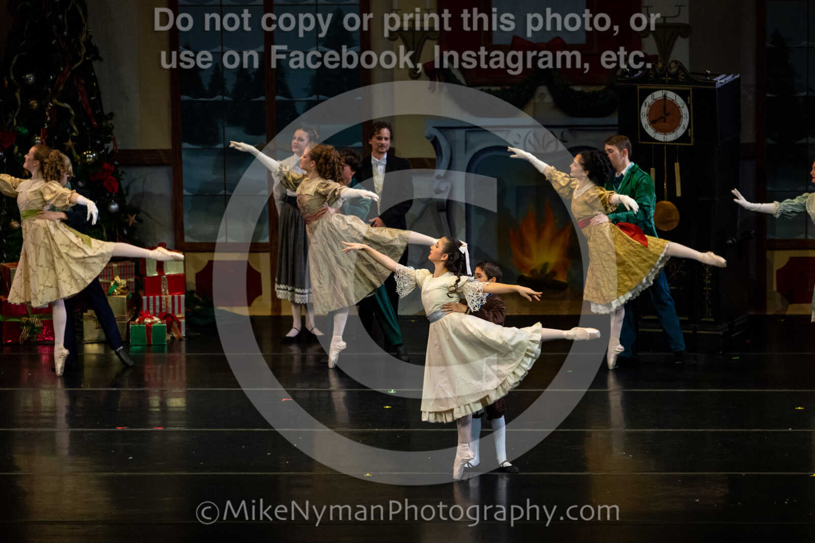 20251220181056-EQ7A0080