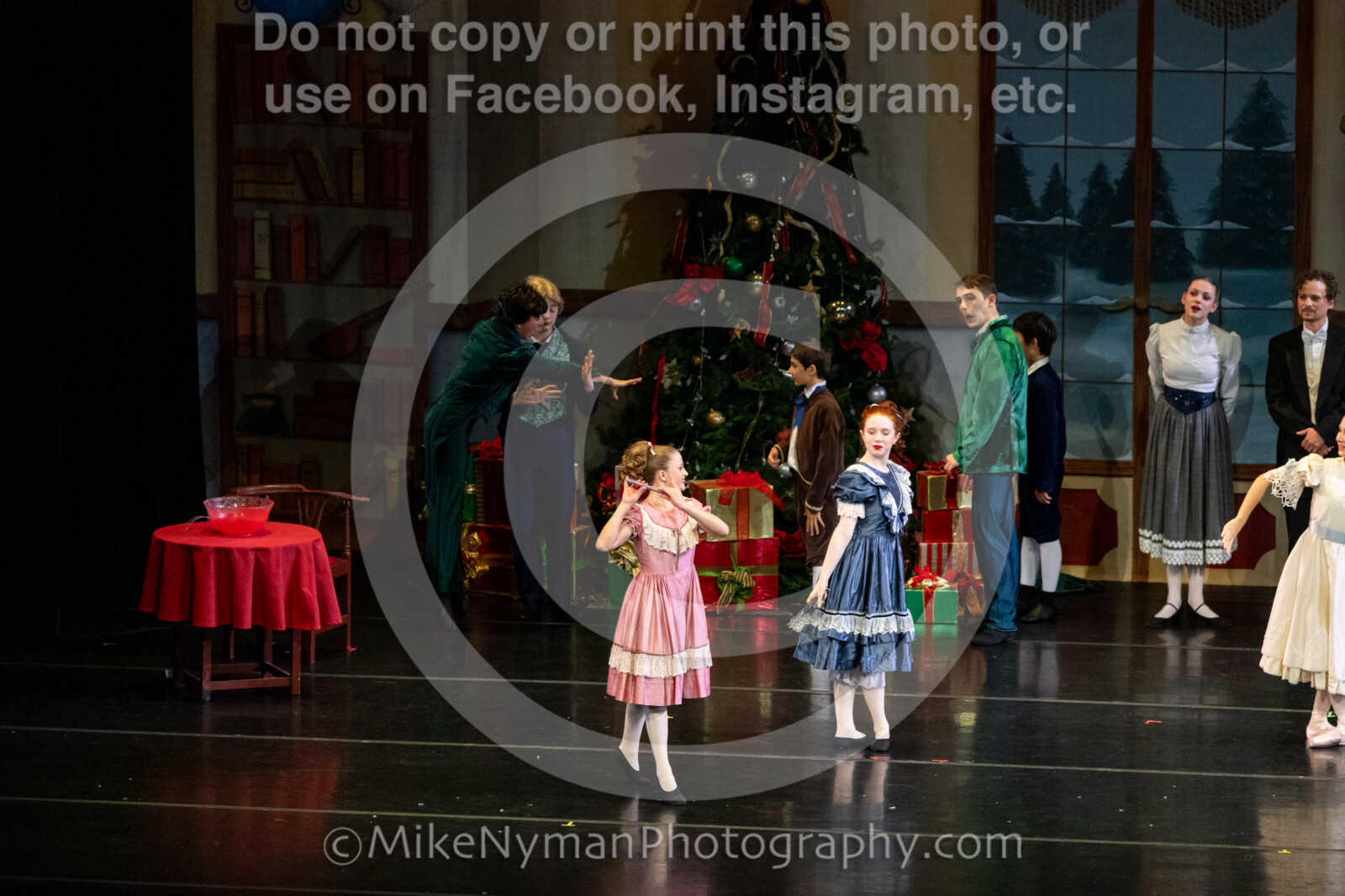 20251220181112-EQ7A0083