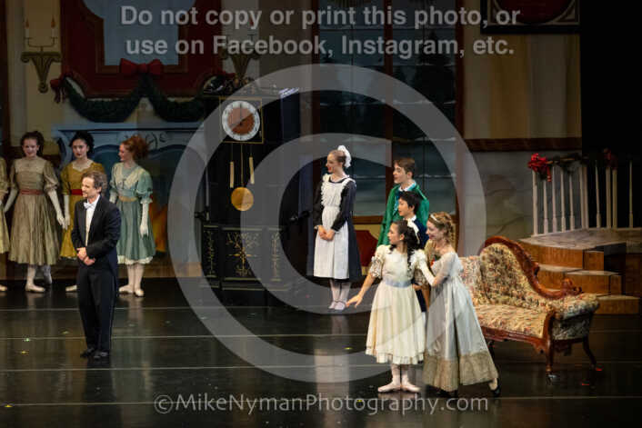 20251220181156-EQ7A0093