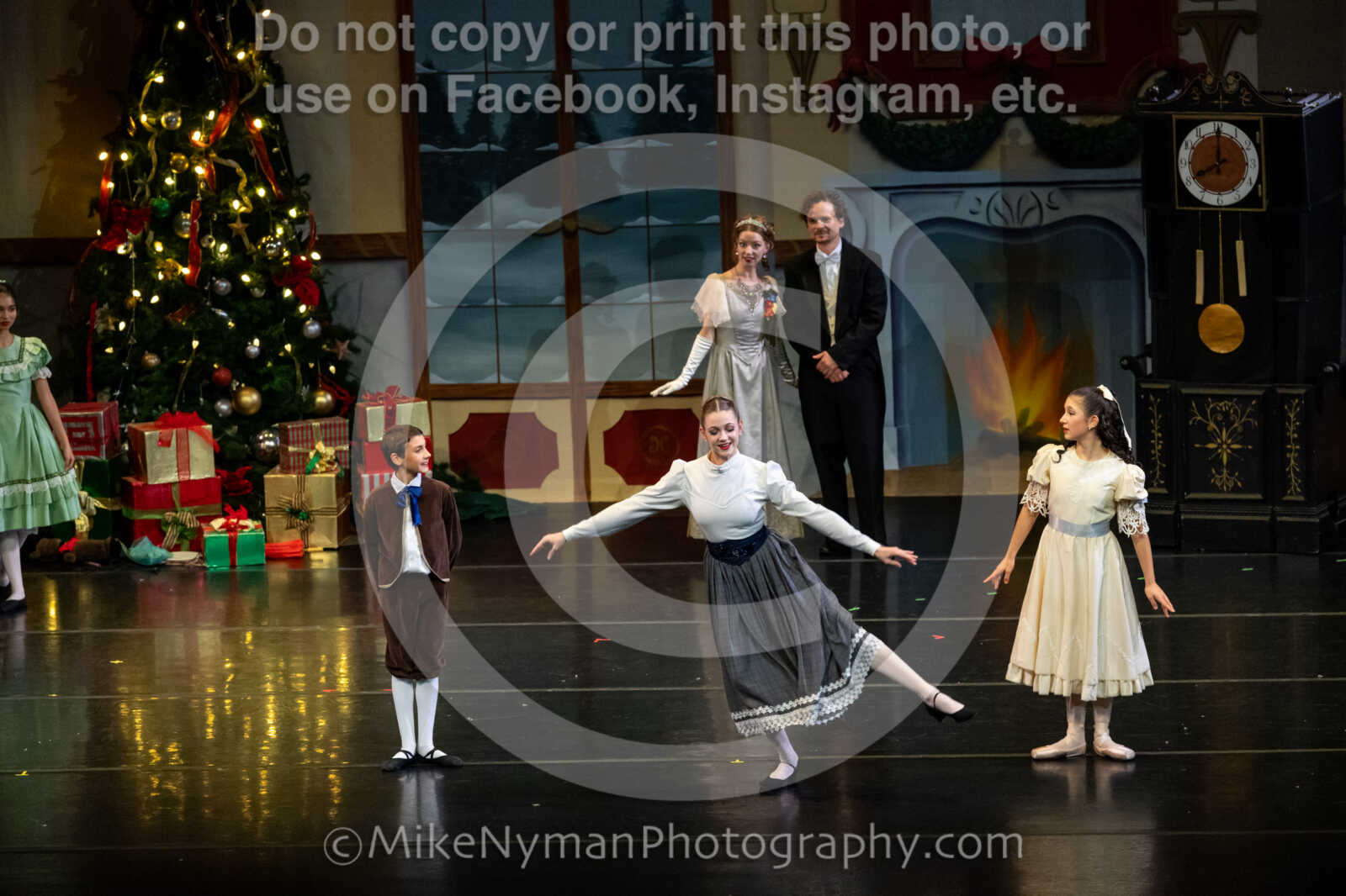 20251220181605-EQ7A0152