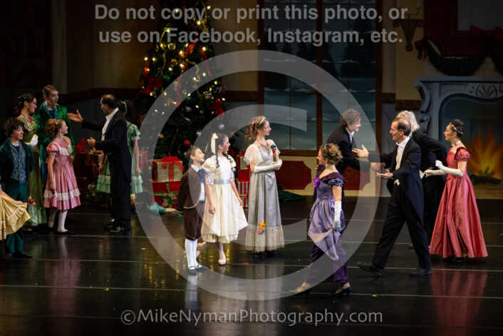 20251220181640-EQ7A0179