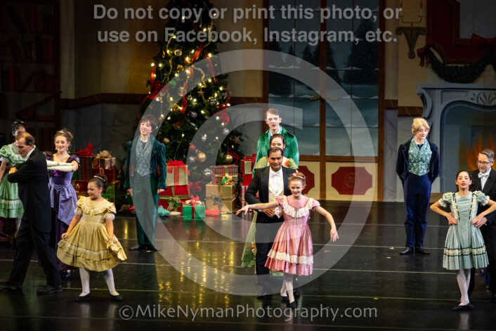 20251220181725-EQ7A0195