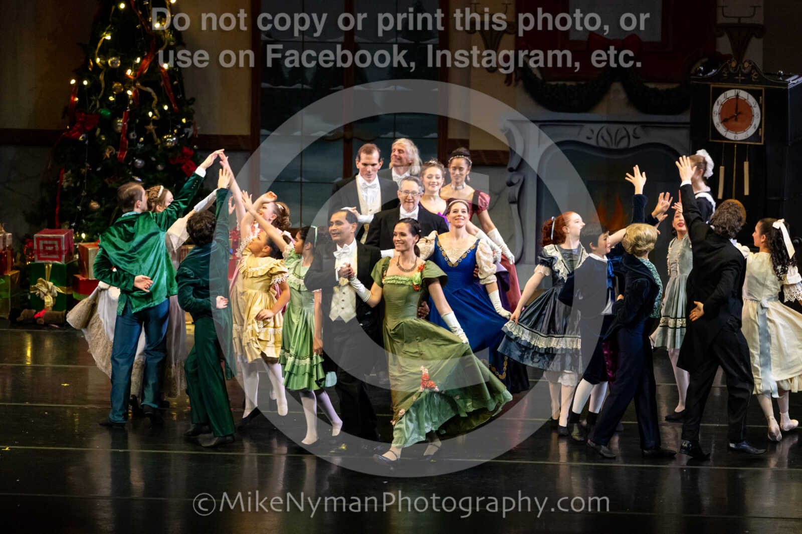 20251220181758-EQ7A0217