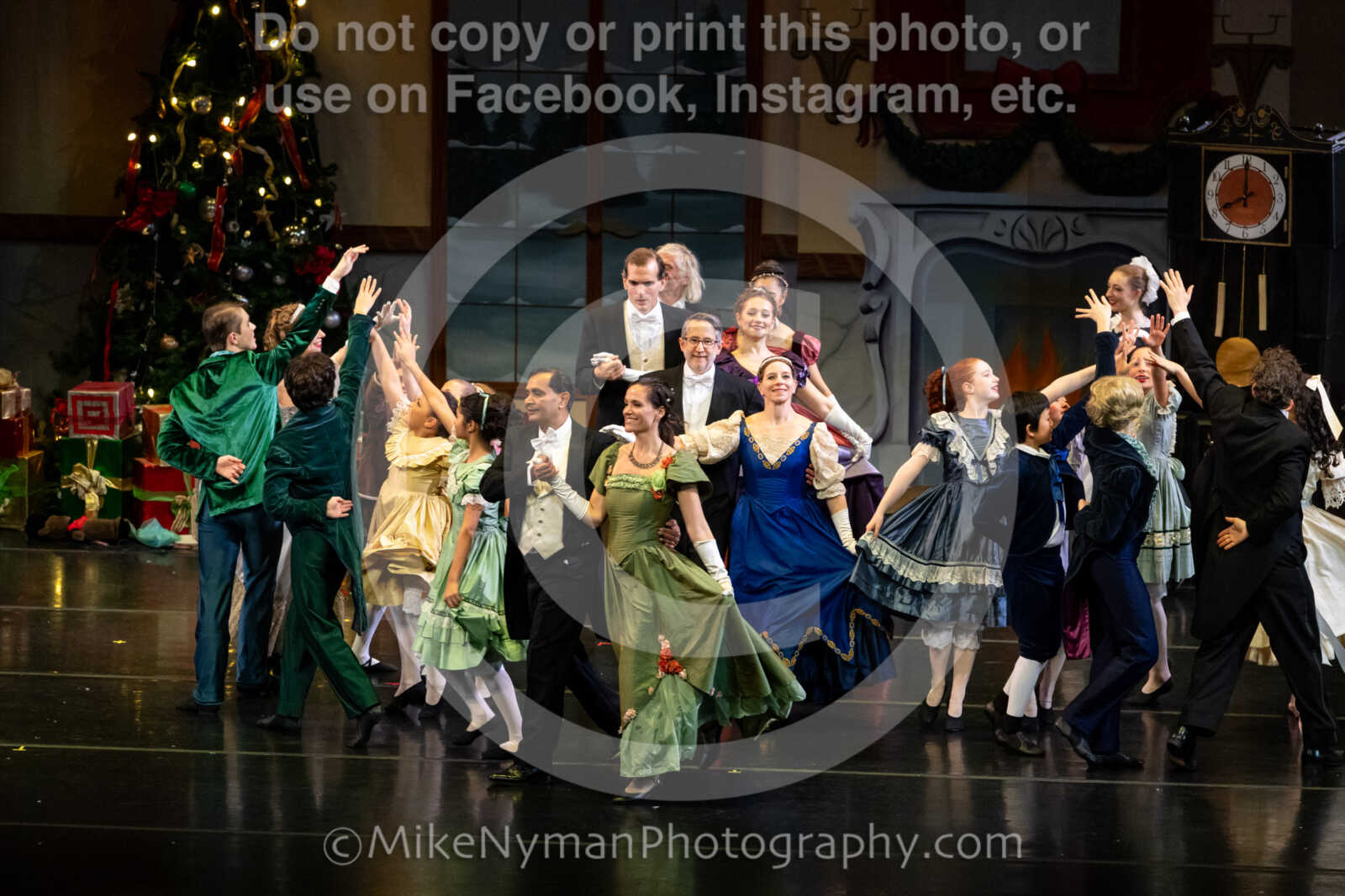 20251220181758-EQ7A0218