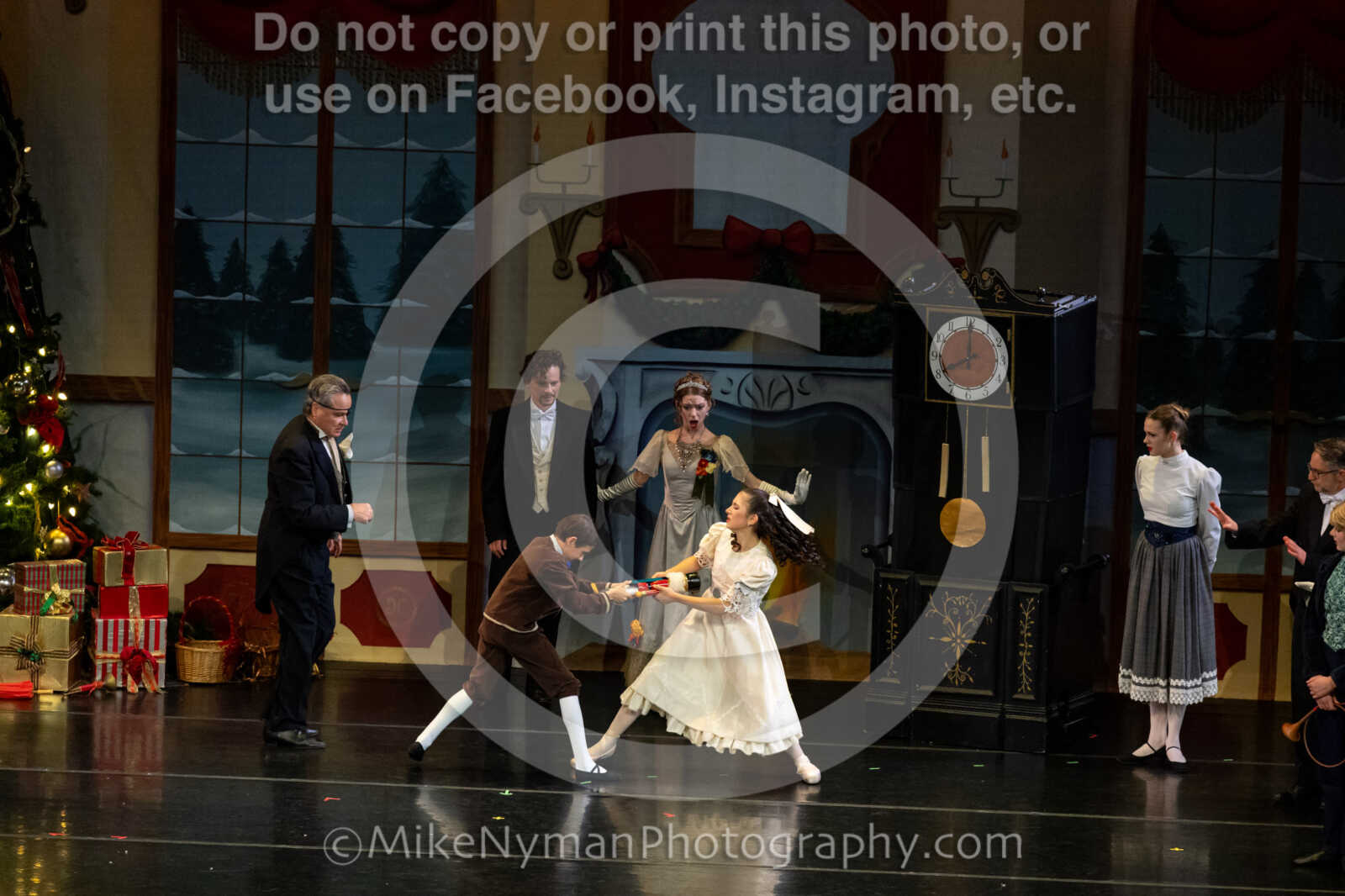 20251220182622-EQ7A0532