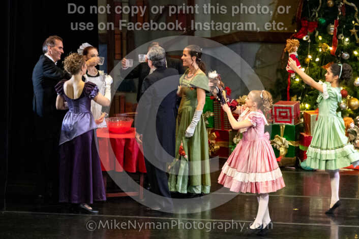 20251220182728-EQ7A0556