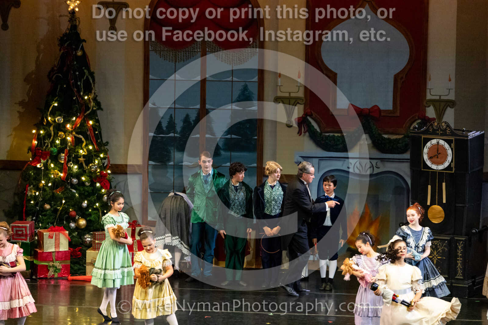 20251220182801-EQ7A0578