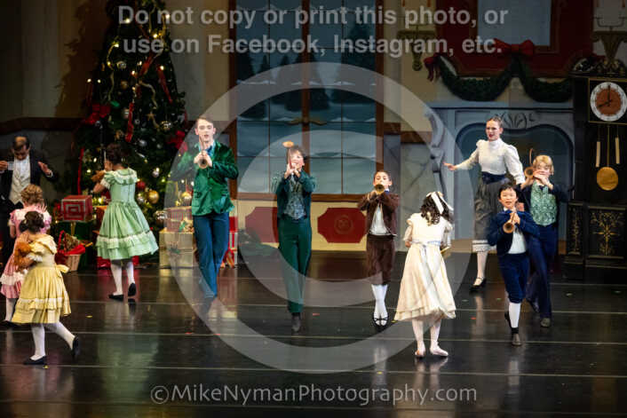 20251220182828-EQ7A0588