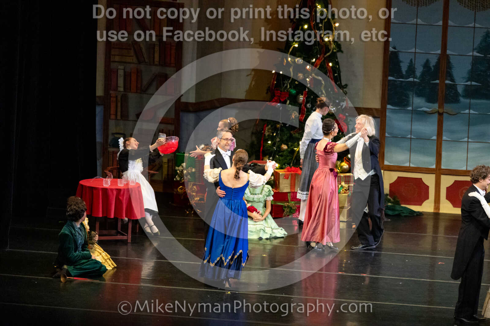 20251220182901-EQ7A0618