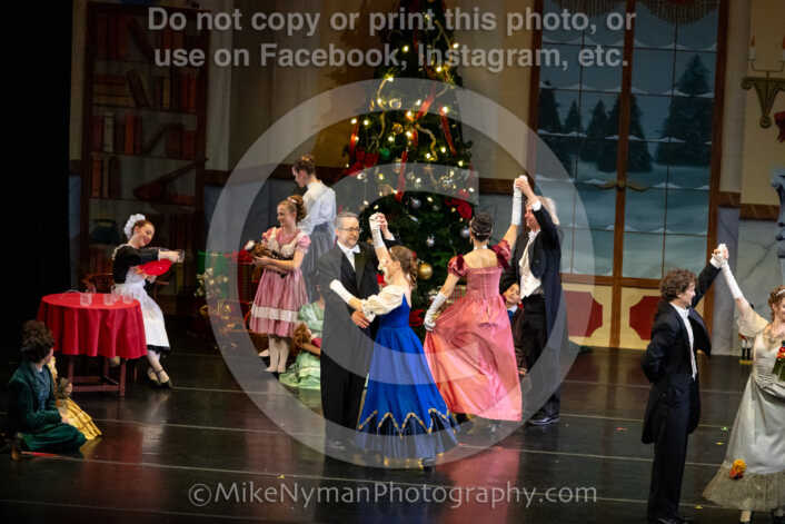 20251220182903-EQ7A0620